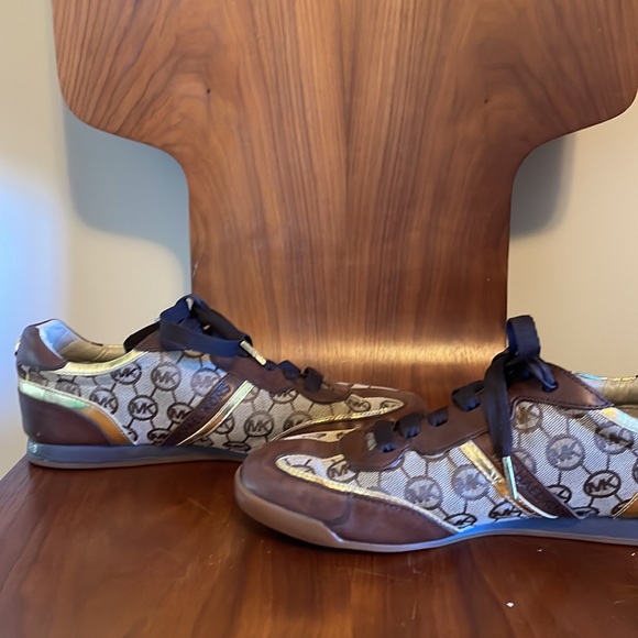 Michael Kors canvas shoes - Picture 7 of 8